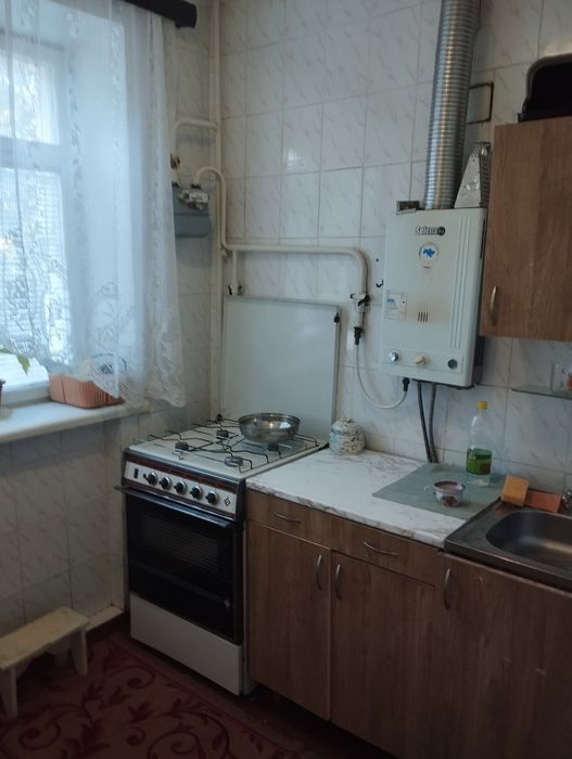 Здається двох кімнат квартира.