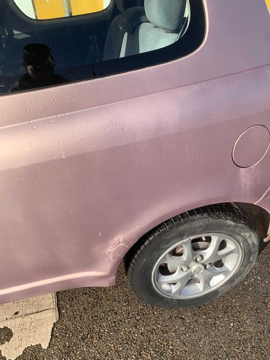 Toyota yaris impecavel