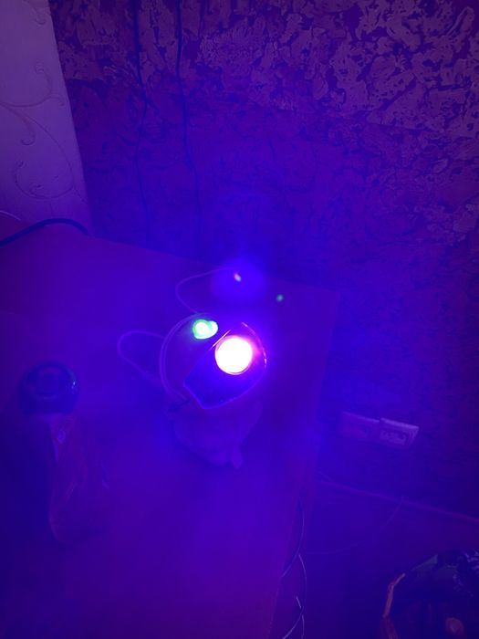 Нічник-проектор Космонавт