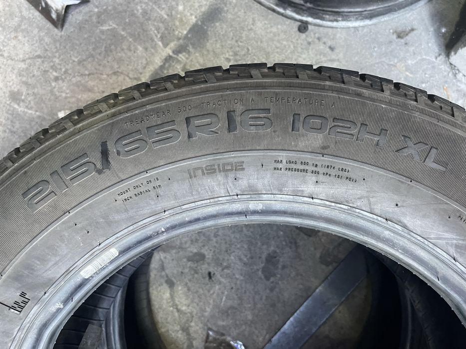 Шины 215/65 R16 Nokian Line SUV б/у пара лето  5мм U6