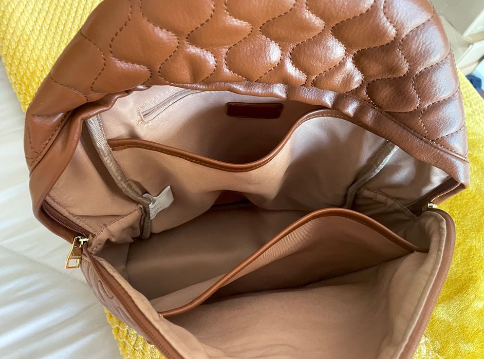 Mochila castanha Enrico Coveri