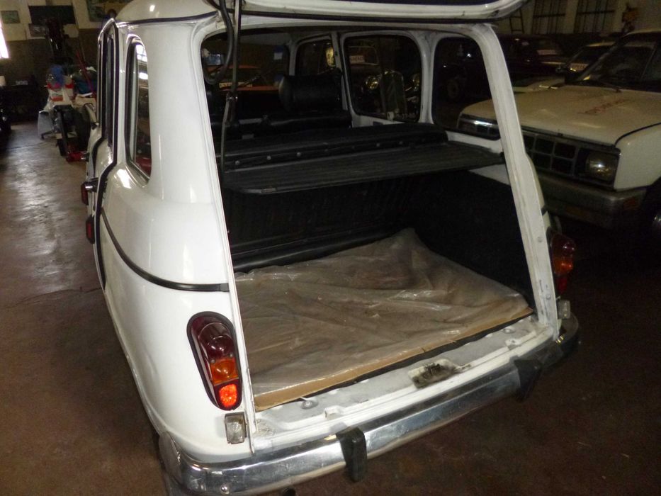 Renault 4 GTL  Passageiros
