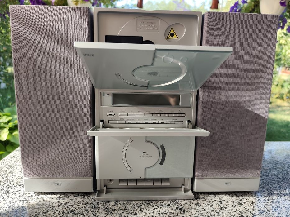 Sony, Підсилювач, CD player, колонки Schneider, тюнер