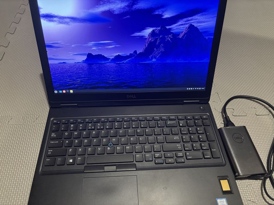 laptop Dell Precision 3530