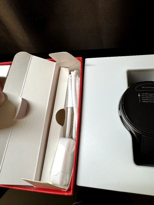 Годинник OnePlus Watch 2R / NFC