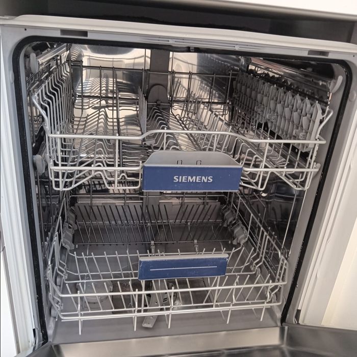 Maquina ENCASTRE Lavar Loiça Siemens Nova