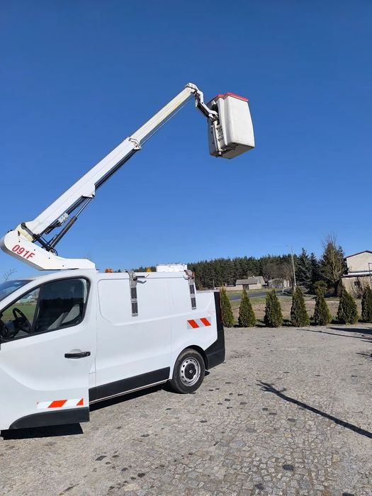 Renault Trafik  Renault Trafic zwyżka podnośnik 8,5m