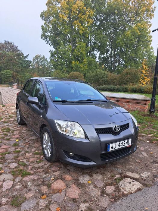 Toyota Auris Toyota Auris 1.6 132KM, Salon Polska