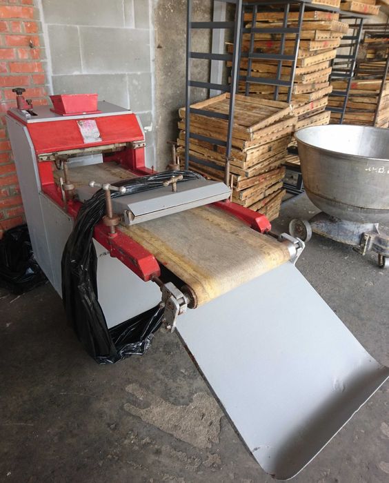 Батонозакатка, тестомес заквасочник, дежа рамка 330л, каретки запчасти