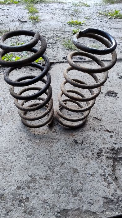 Продам пружины передние ланос, сенс.