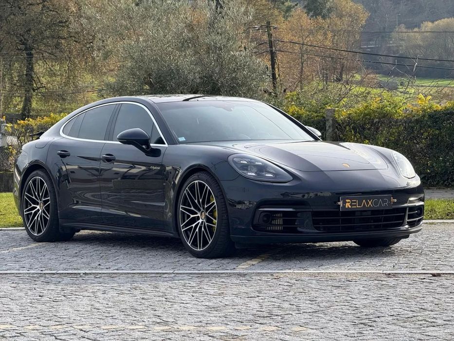Porsche Panamera 4 E-Hybrid