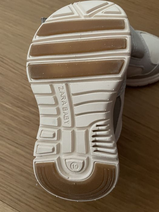 Tenis zara baby como novos