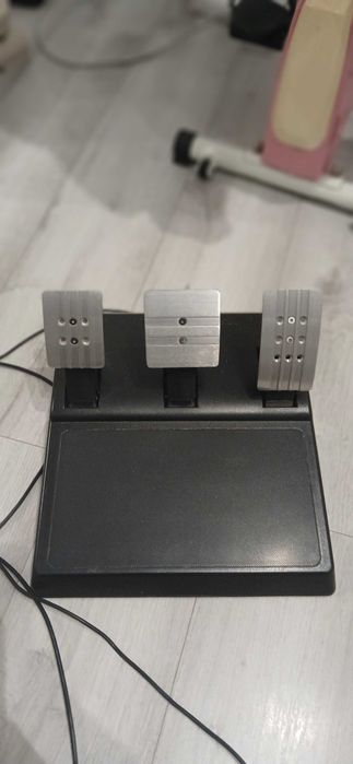 Kierownica thurmaster t300 + pedały