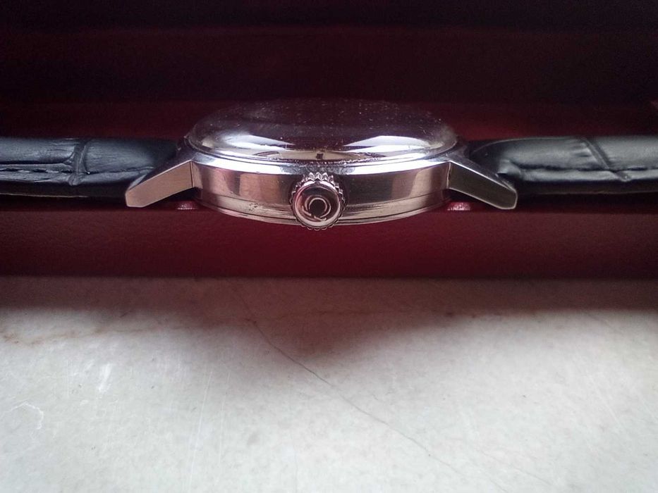 Omega Genéve Cal. 601 + Box