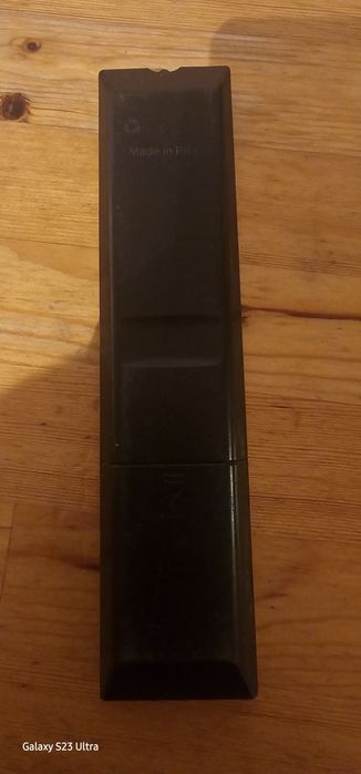 Pilot uniwersalny do telewizora