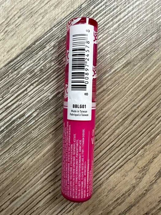 NYX Professional BARBIE Zestaw do makijażu błyszczyk, kredki, rzęsy