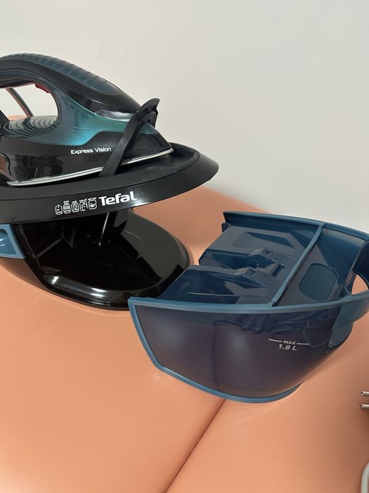 Парогенератор,утюг,праска TeFal SV8151: 9 800 грн. - Праски Буда на Olx