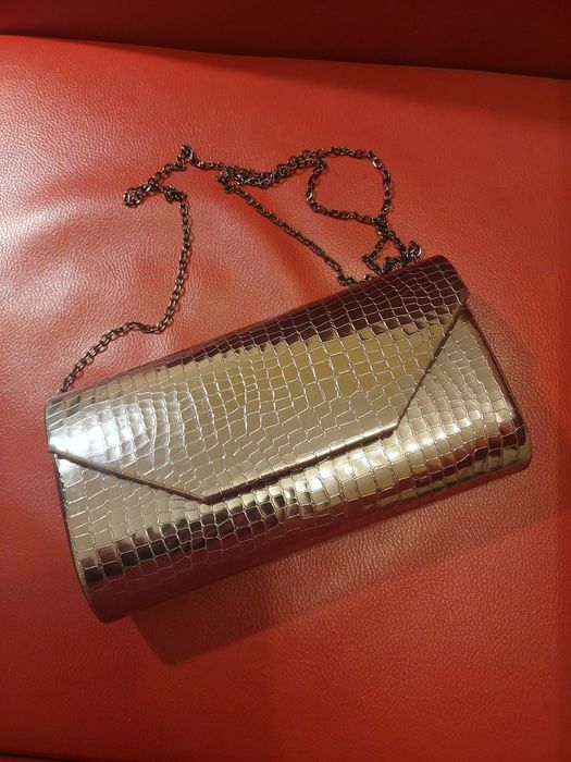 Kopertówka - Srebrna torebka na łańcuszku