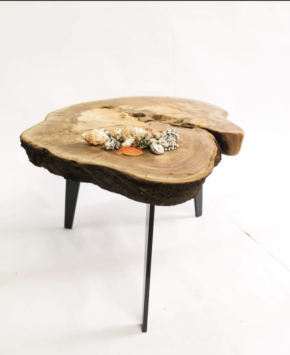 Mesa de tronco de cerejeira