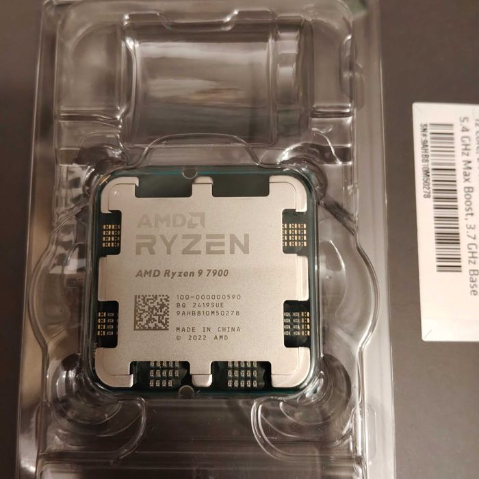 AMD Ryzen 9 7900 Box, 34+ miesiące gwarancji.