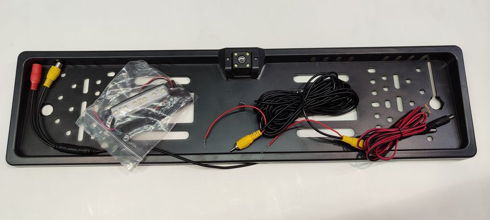 Камера-парктроник под номерную рамку авто.