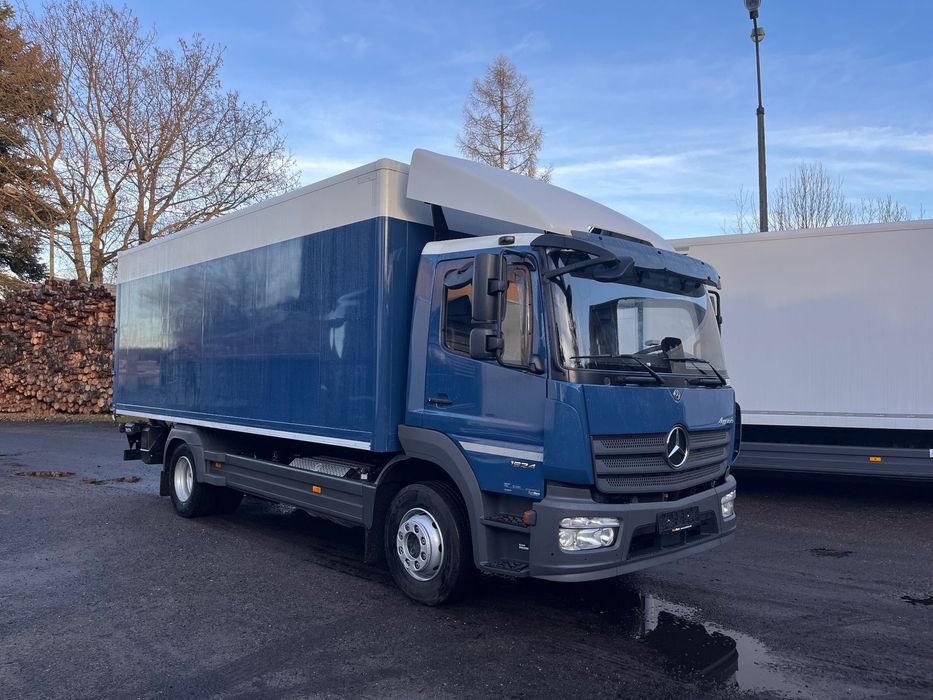 Mercedes-Benz ATEGO 1524L KONTENER 6.20 m &amp; 15 Palet | EURO-6 |  Ład 7700 Kg & Klima & Winda & Webasto ** Jak Nowy **