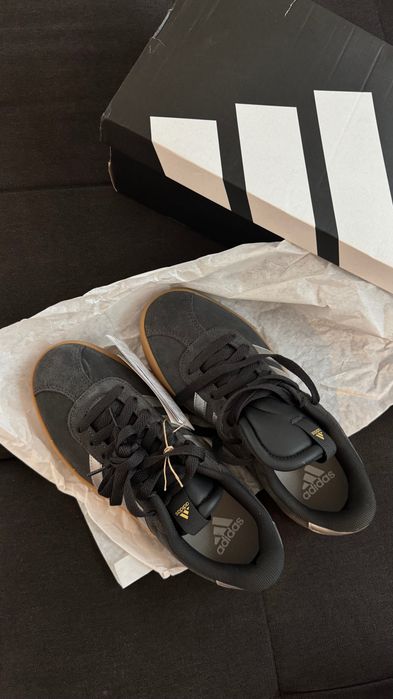 Оригінальні кросівки Adidas VL Court 3.0