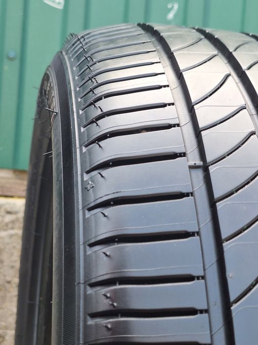 Літній MICHELIN  215 50 R17