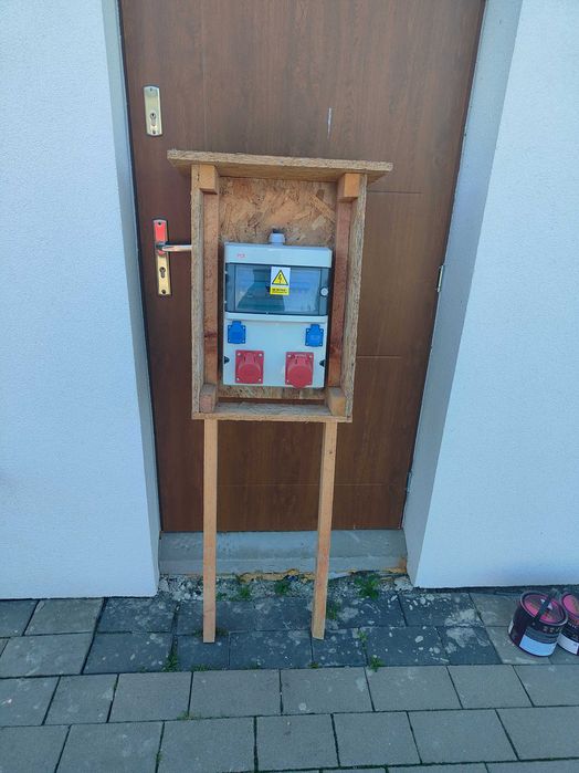 Erbetka skrzynka elektryczna