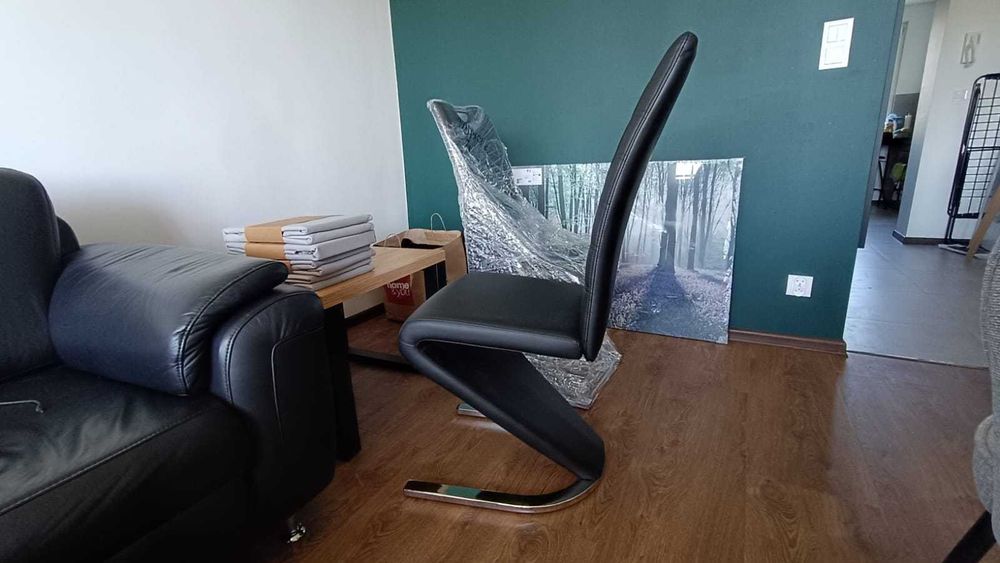 Krzesło Nowe tapicerowane chrom czarne