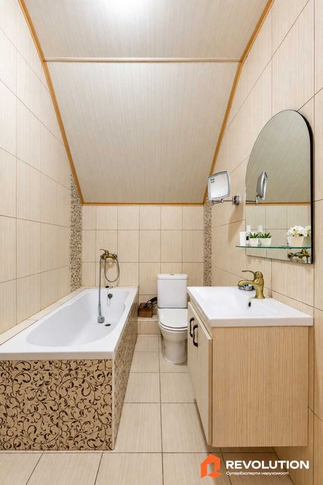 Без комісії. Продаж будинку 162.9м2, с.Нові Петрівці, вул.Канівська, єОселя