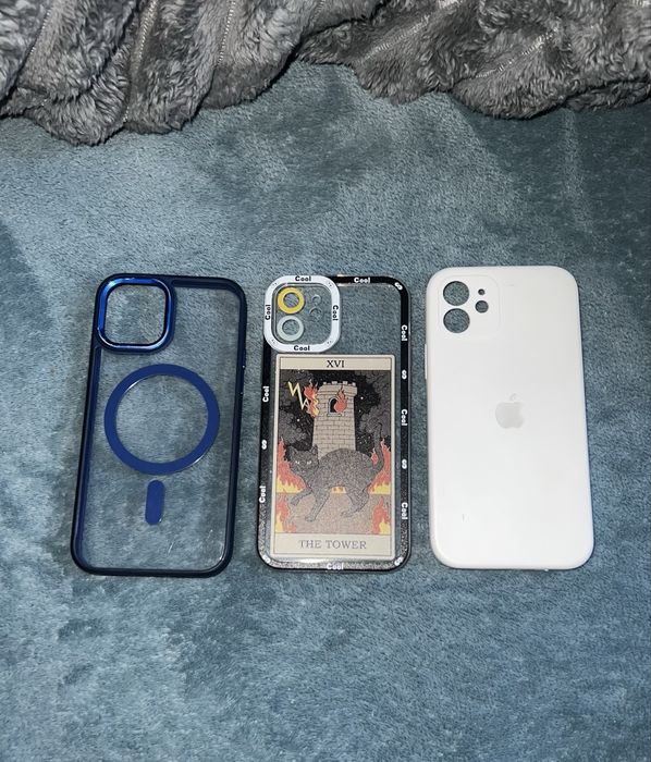 Чохли на айфон 12