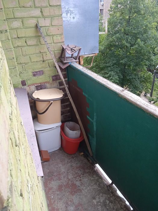 Продам Квартиру 2-ост. М.Житомирская,Академ