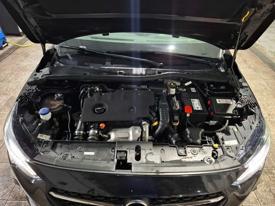 Opel Corsa 1.5 D Edition 5 Lug Apen 140 Mil kms Nacional de 2021