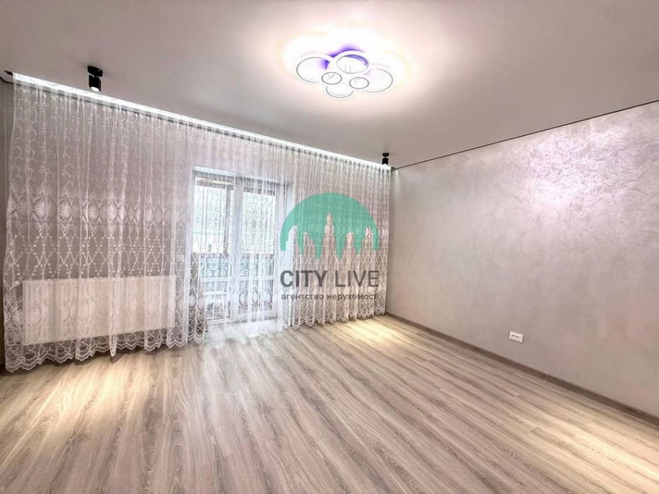 Продаж 2кімнатної квартири в центрі міста Тисмениця. (38)