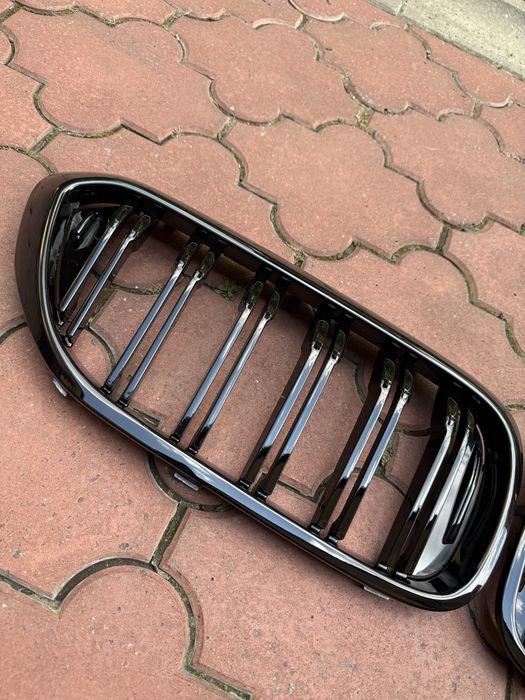 Решітки в передній бампер до BMW G30 G31 G38 2017-2020