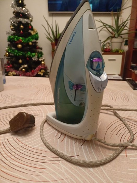 Sprzedam żelazko TEFAL
