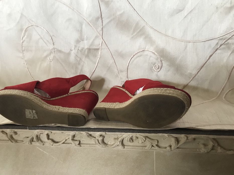 Czerwone buty r 38