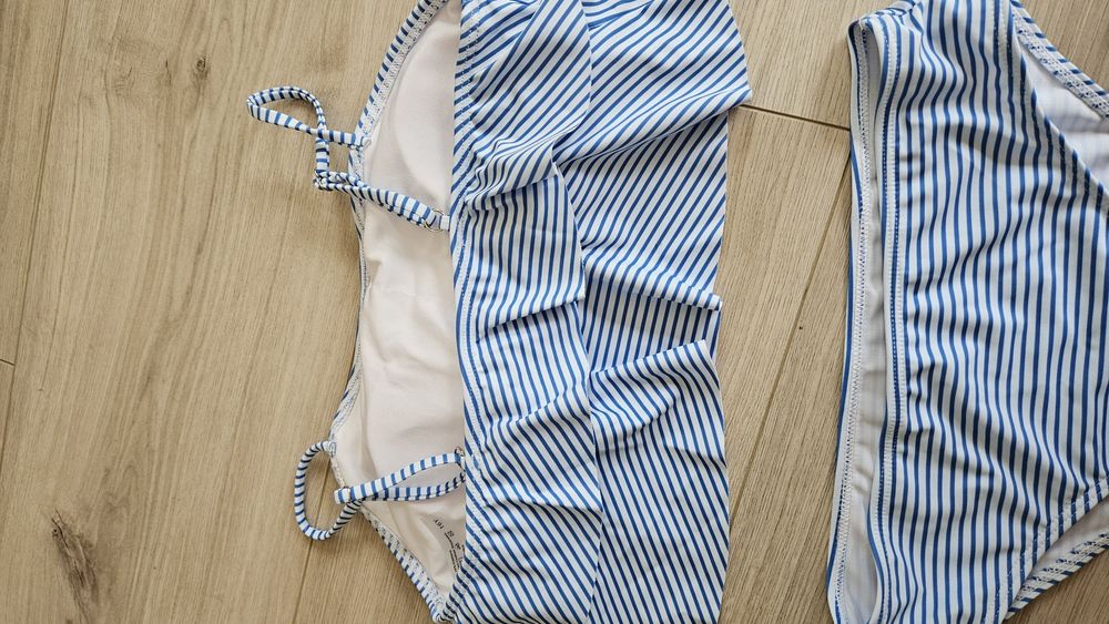 Stroj dwuczęściowy bikini 158/164 niebieski w paski