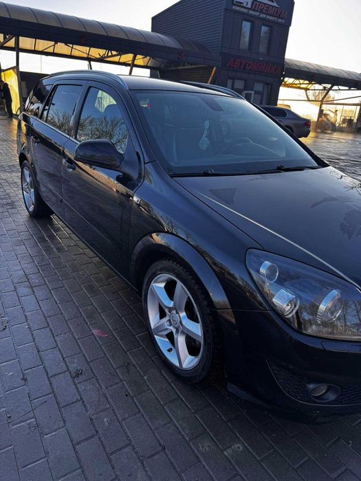 Авто Опель Астра