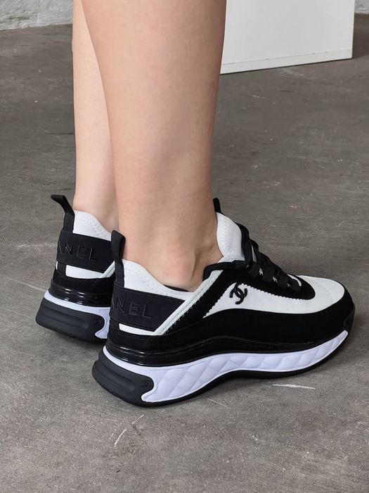 Sneakersy Chanel black white