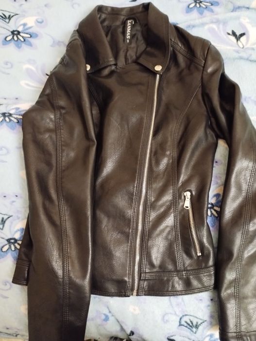 Жіночий одяг для дівчат