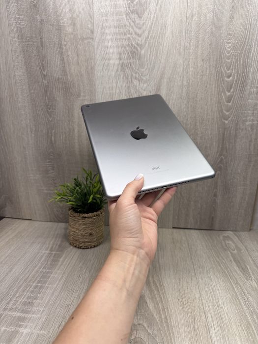 iPad 5, 32 GB, Wi-Fi