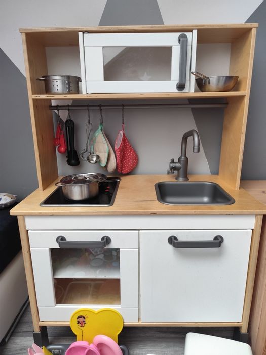 Kuchnia Ikea z akcesoriami