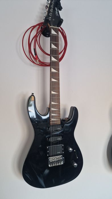 3 Gitary plus wzmaczniacz. Komplet