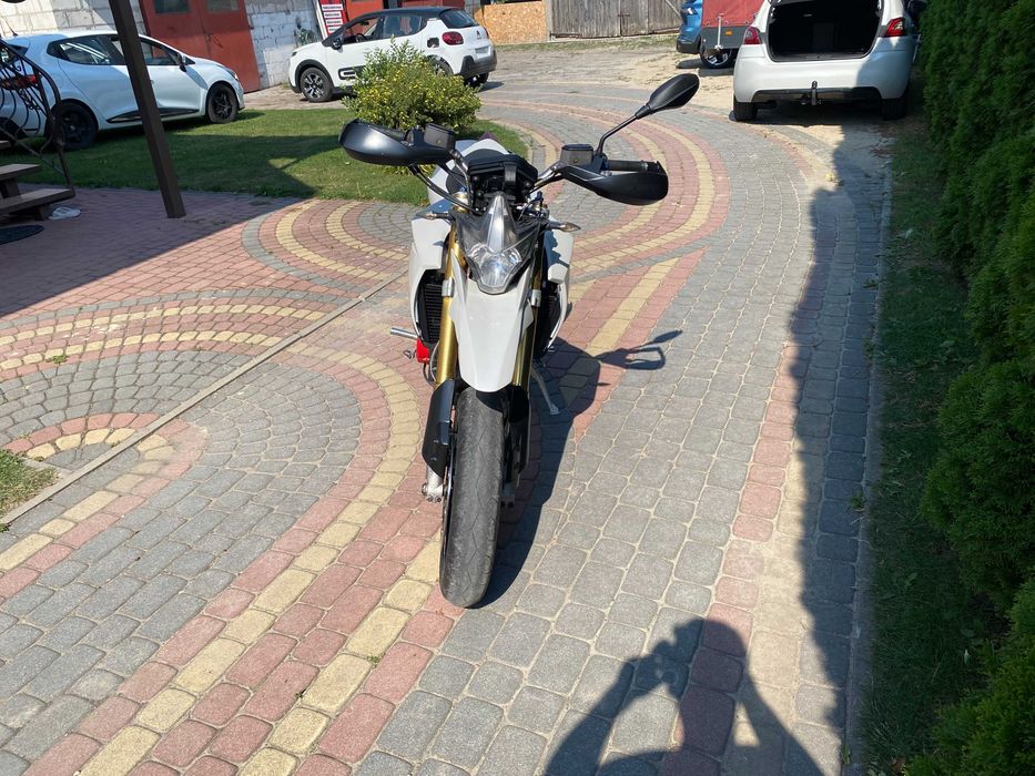 Aprilia Dorsoduro 750 2010r uszkodzona