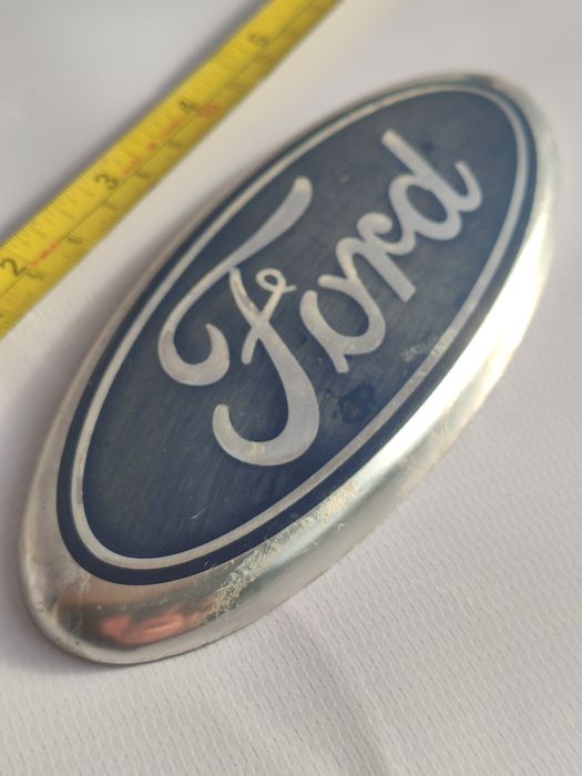 Ford Logotipo em alumínio