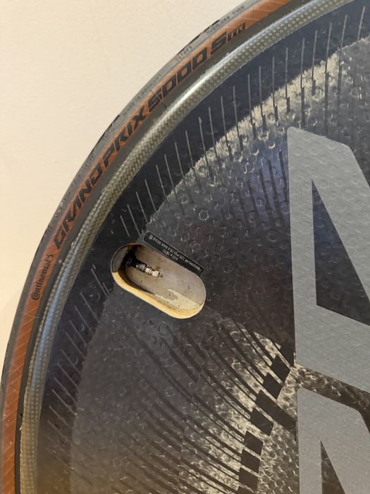 Roda zipp lenticular