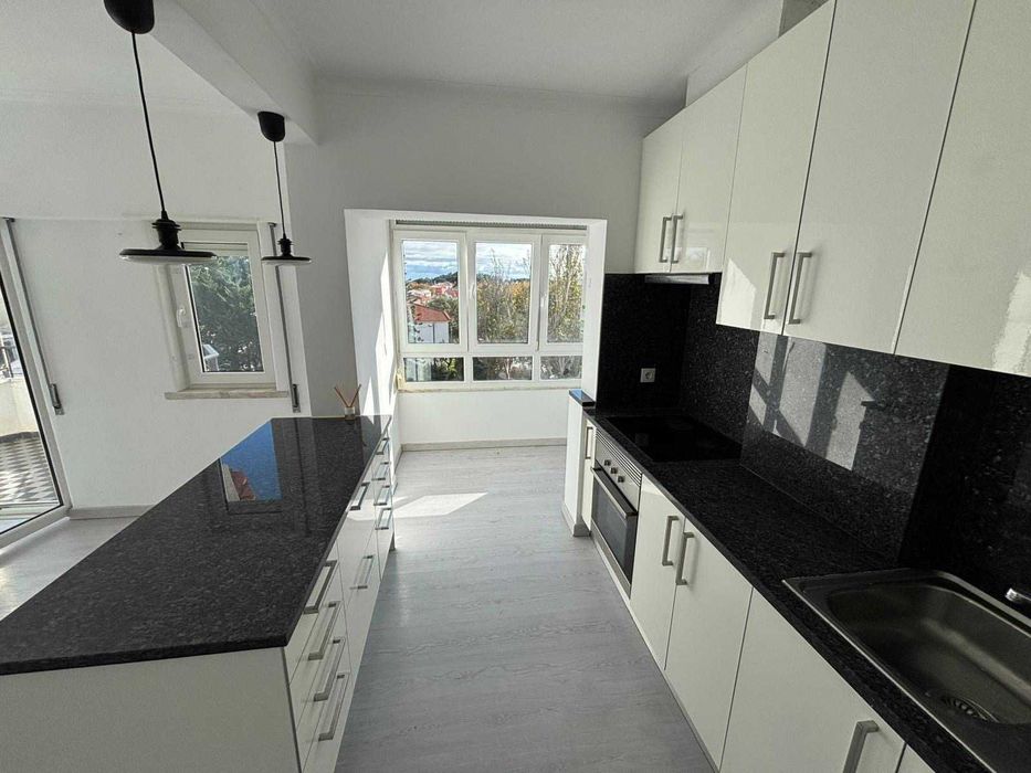 Apartamento t2 com Parqueamento à venda Cascais