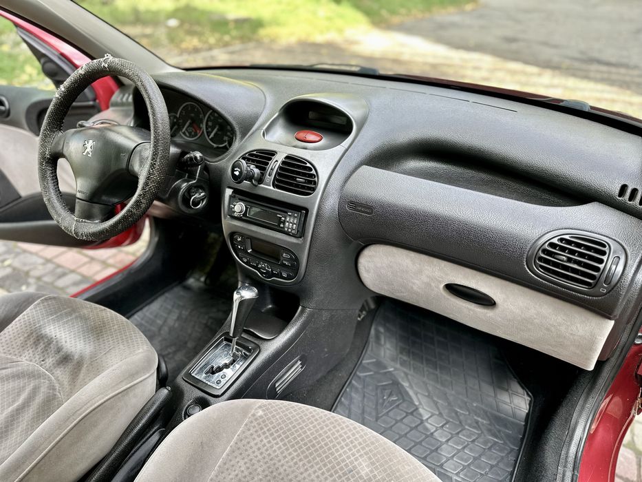 Продам Peugeot 206,АВТОМАТ,2006 рік.